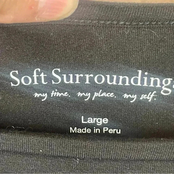 Soft Surroundings Women's Large Black Sleeveless Keyhole Tunic Top Shirt Modal L - Picture 2 of 6